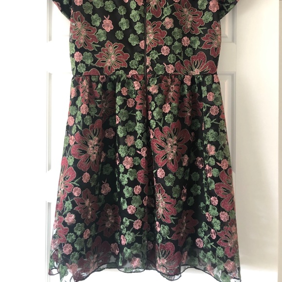 RW&CO Dress - Picture 4 of 6